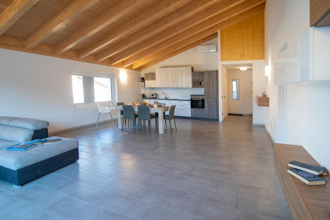 Attico Bella Vista Apartment Dubino Ngoại thất bức ảnh